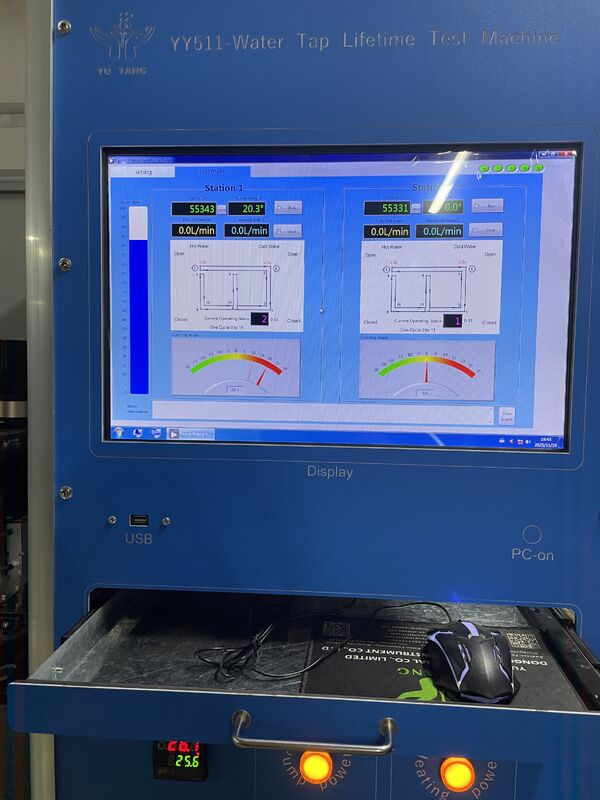 اختبار حياة مفتاح الصنبور الاحترافي EN817، دوران مياه أوتوماتيكي مع تسخين، اختبار متزامن بمحطتين لتقييم متانة الصنبور