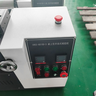 التحكم PLC اثنين من لفة خلط مطحنة مفتوحة التدفئة الكهربائية معمل تبريد مياه AC380V