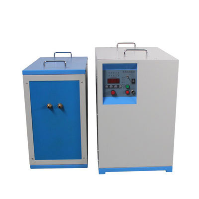 فرن التسخين بالاندحاث المغناطيسي لأنبوبات الصلب 40kw طاقة الخروج 0.5MHZ-1.1MHZ تردد
