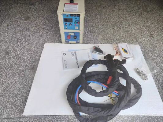 جهاز تسخين بالحث عالي التردد محمول بقوة 15 كيلو واط مع سخان محامل 200-600 أمبير لمجموعة اختبار كهربائية