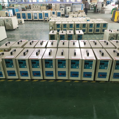 آلة تسخين الحث عالية التردد 25kw للمعادن 0.06-0.12Mpa